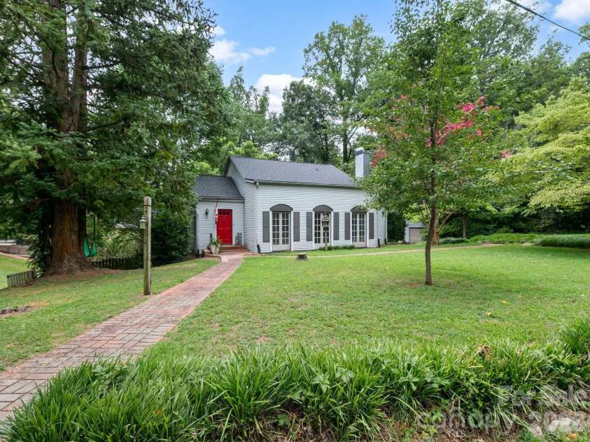 210 Baker Road, Tryon, NC 28782.  MLS# CAR4394297, YatesRealty ID 37896. 