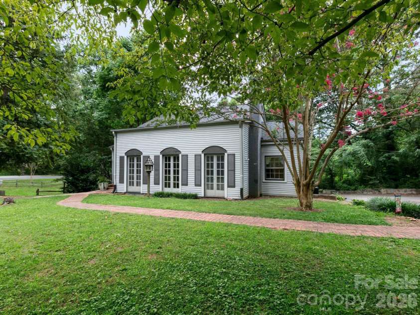 210 Baker Road, Tryon, NC 28782.  MLS# CAR4394297, YatesRealty ID 37896. 