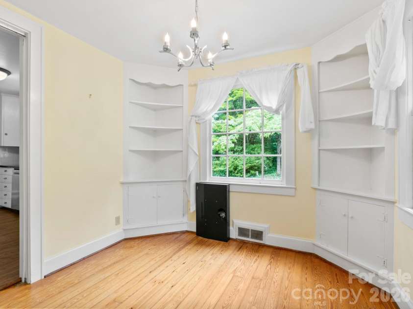 210 Baker Road, Tryon, NC 28782.  MLS# CAR4394297, YatesRealty ID 37896. 