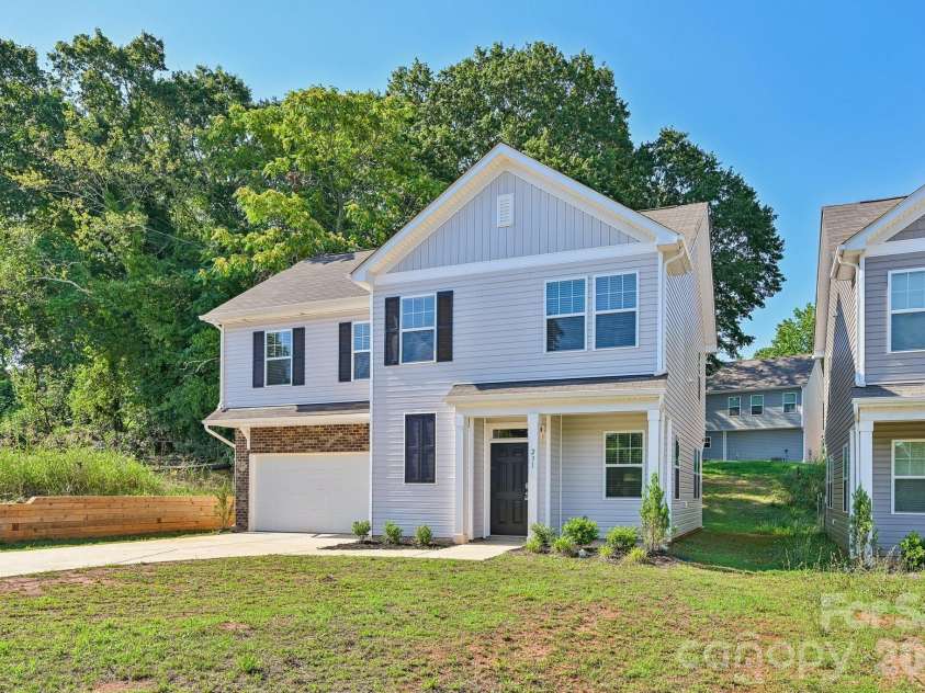 231 Grover Street, Shelby, NC 28150.  MLS# CAR4404688, YatesRealty ID 37897. 
