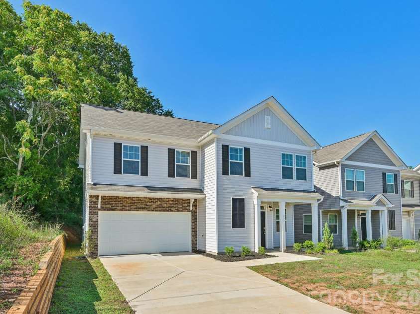 231 Grover Street, Shelby, NC 28150.  MLS# CAR4404688, YatesRealty ID 37897. 