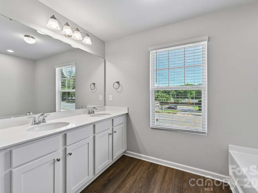 231 Grover Street, Shelby, NC 28150.  MLS# CAR4404688, YatesRealty ID 37897. 