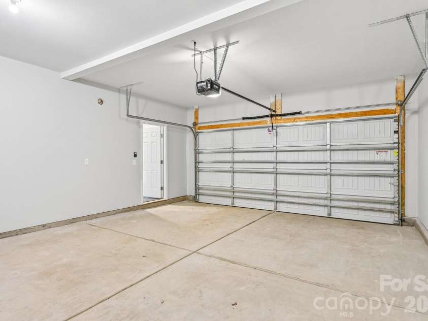 231 Grover Street, Shelby, NC 28150.  MLS# CAR4404688, YatesRealty ID 37897. 