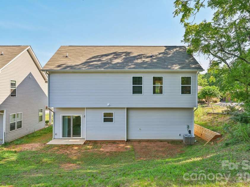 231 Grover Street, Shelby, NC 28150.  MLS# CAR4404688, YatesRealty ID 37897. 