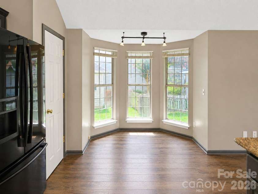 2855 Eagle View Place, Concord, NC 28027.  MLS# CAR4399165, YatesRealty ID 37899. Dining Nook