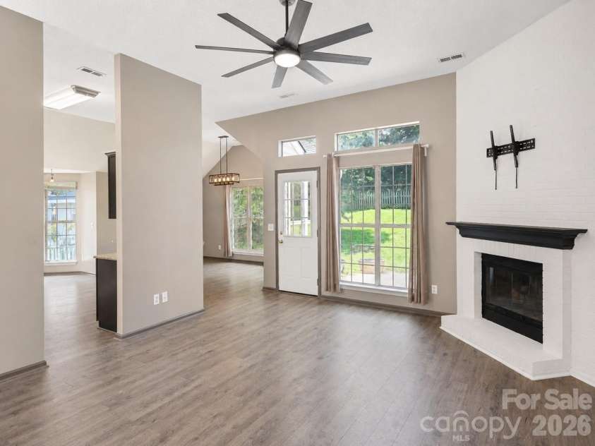 2855 Eagle View Place, Concord, NC 28027.  MLS# CAR4399165, YatesRealty ID 37899. Living Room3/3