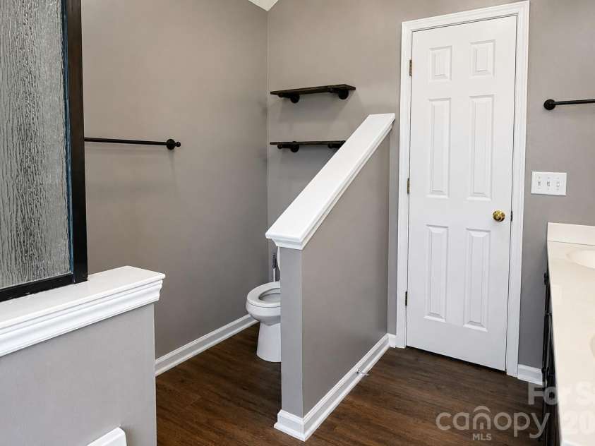 2855 Eagle View Place, Concord, NC 28027.  MLS# CAR4399165, YatesRealty ID 37899. Primary Bathroom 3/3