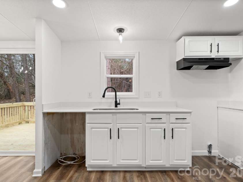 12332 Buxton Drive, Pineville, NC 28134.  MLS# CAR4335366, YatesRealty ID 3790. 