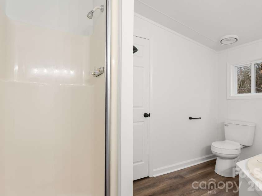 12332 Buxton Drive, Pineville, NC 28134.  MLS# CAR4335366, YatesRealty ID 3790. 