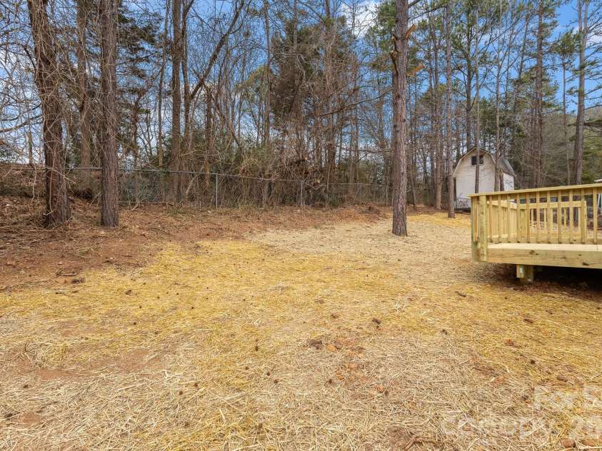 12332 Buxton Drive, Pineville, NC 28134.  MLS# CAR4335366, YatesRealty ID 3790. 