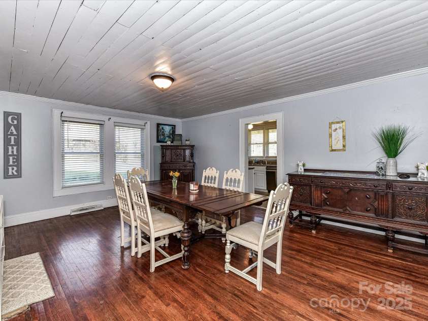 214 Elm Street, Wingate, NC 28174.  MLS# CAR4227263, YatesRealty ID 3790. Dining Room