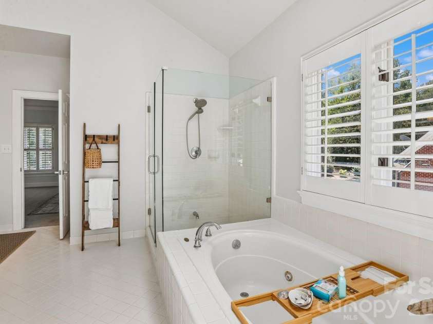 8507 Brownes Pond Lane, Charlotte, NC 28277.  MLS# CAR4400548, YatesRealty ID 37900. 