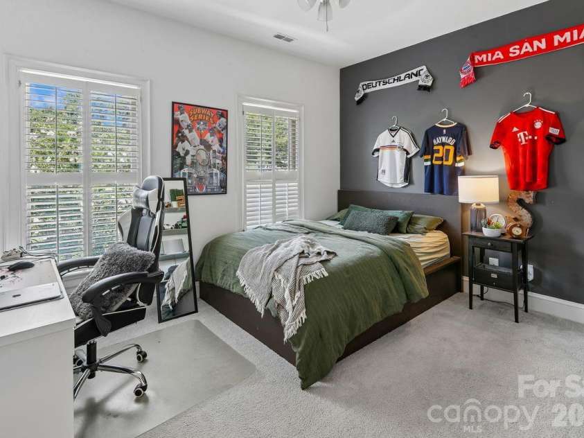 8507 Brownes Pond Lane, Charlotte, NC 28277.  MLS# CAR4400548, YatesRealty ID 37900. 