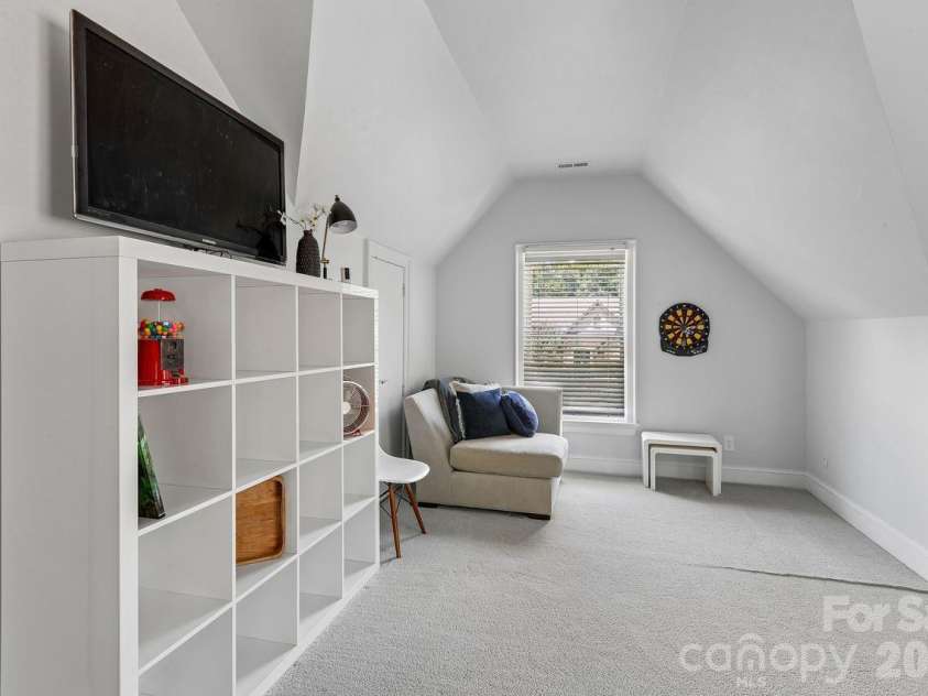 8507 Brownes Pond Lane, Charlotte, NC 28277.  MLS# CAR4400548, YatesRealty ID 37900. 