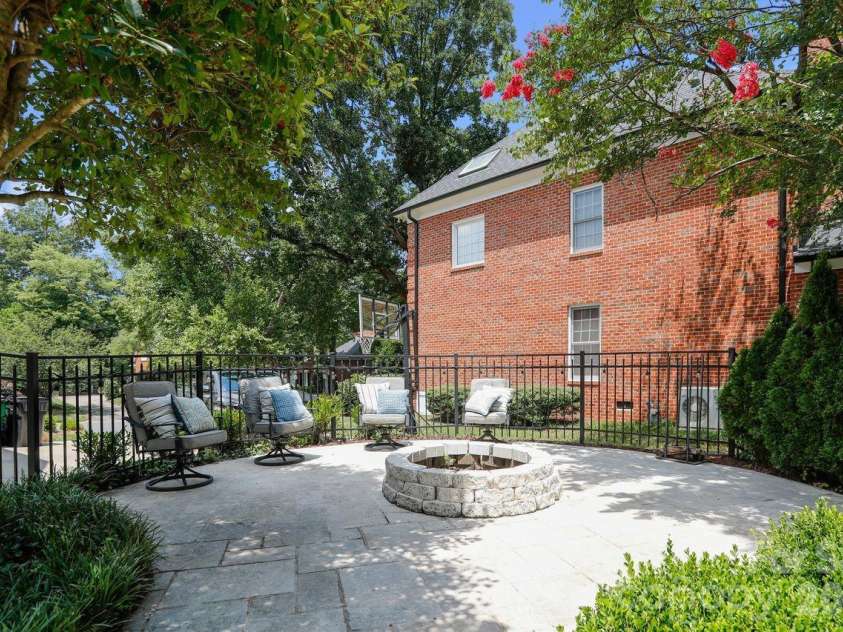 8507 Brownes Pond Lane, Charlotte, NC 28277.  MLS# CAR4400548, YatesRealty ID 37900. 