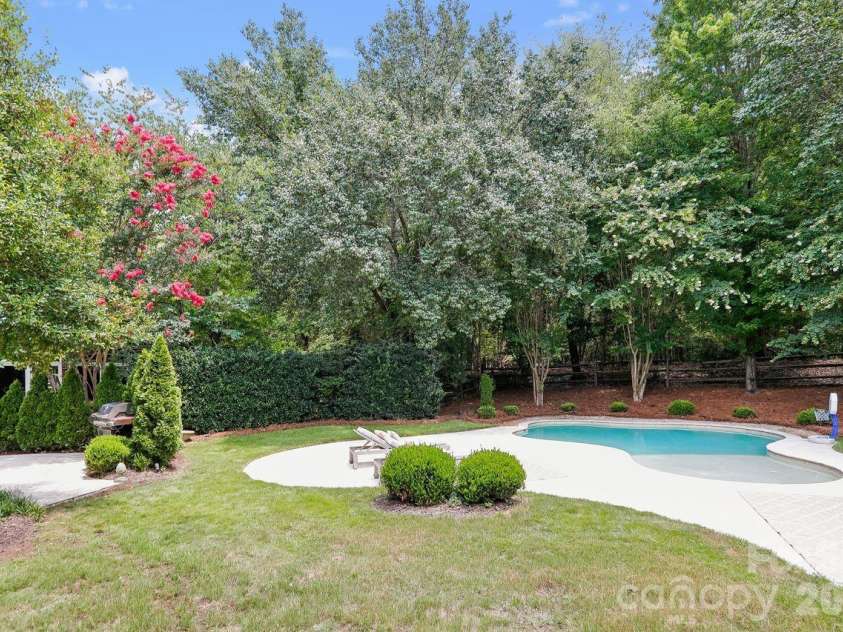 8507 Brownes Pond Lane, Charlotte, NC 28277.  MLS# CAR4400548, YatesRealty ID 37900. 