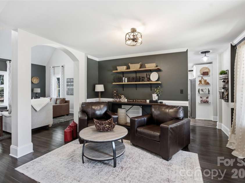 393 Ponderosa Circle, Mooresville, NC 28117.  MLS# CAR4403605, YatesRealty ID 37901. 