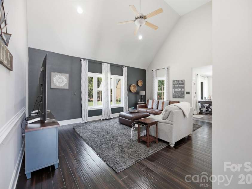 393 Ponderosa Circle, Mooresville, NC 28117.  MLS# CAR4403605, YatesRealty ID 37901. 