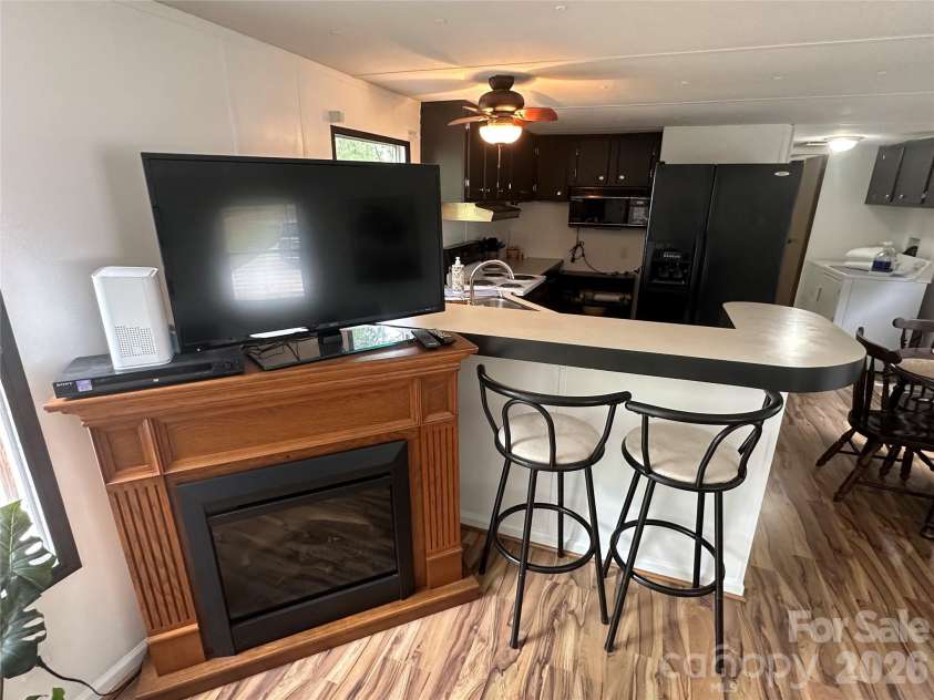 535 Lake Shore Drive, New London, NC 28127.  MLS# CAR4403928, YatesRealty ID 37902. 