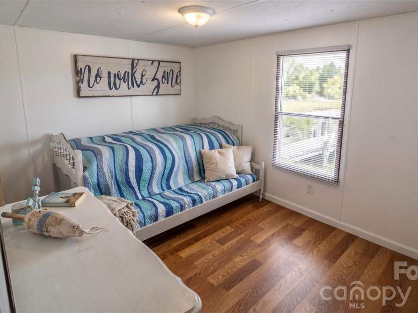 535 Lake Shore Drive, New London, NC 28127.  MLS# CAR4403928, YatesRealty ID 37902. 
