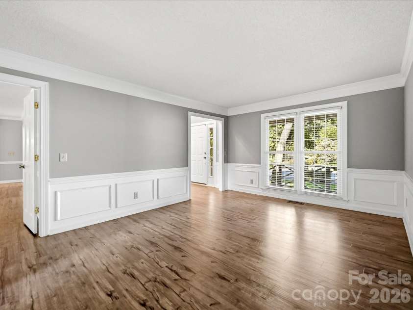 12903 Fallcross Court, Huntersville, NC 28078.  MLS# CAR4396287, YatesRealty ID 37903. 