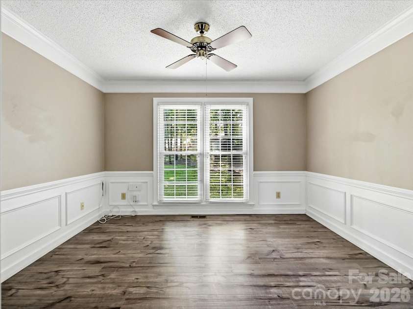 12903 Fallcross Court, Huntersville, NC 28078.  MLS# CAR4396287, YatesRealty ID 37903. 