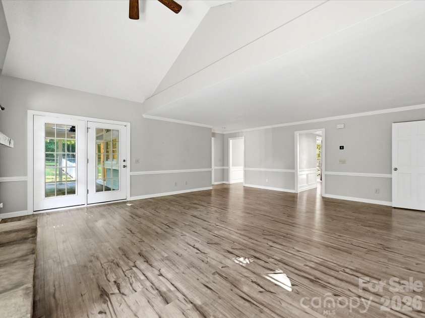 12903 Fallcross Court, Huntersville, NC 28078.  MLS# CAR4396287, YatesRealty ID 37903. 