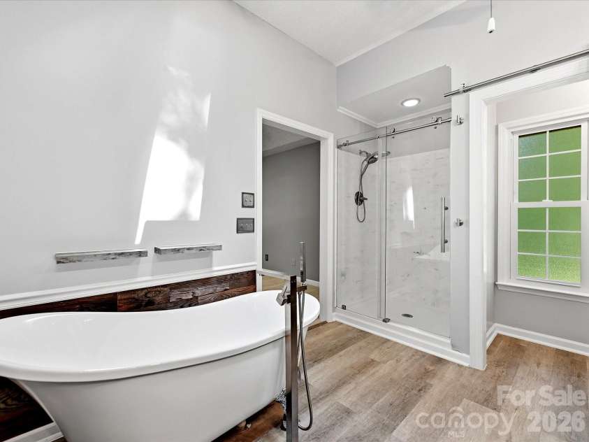 12903 Fallcross Court, Huntersville, NC 28078.  MLS# CAR4396287, YatesRealty ID 37903. 