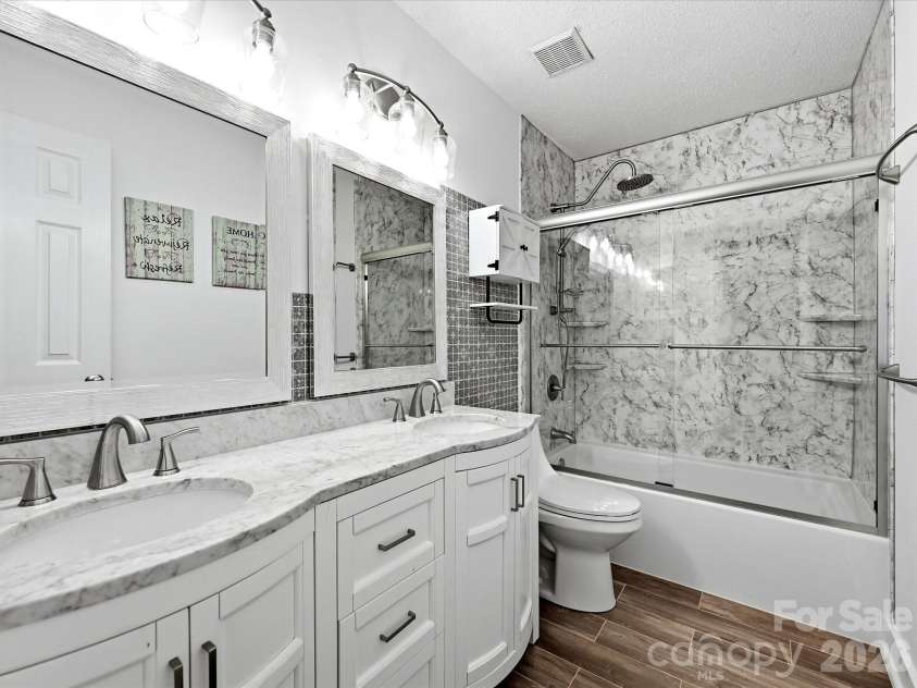 12903 Fallcross Court, Huntersville, NC 28078.  MLS# CAR4396287, YatesRealty ID 37903. 