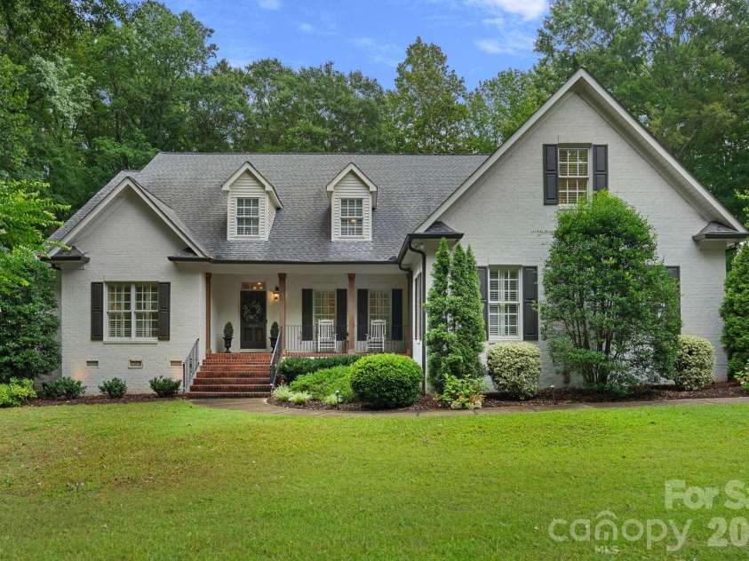 611 Pacer Lane, Marvin, NC 28173.  MLS# CAR4401929, YatesRealty ID 37904. 