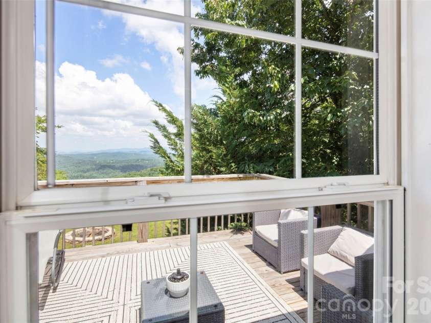 354 Boulder View Drive, Flat Rock, NC 28731.  MLS# CAR4403258, YatesRealty ID 37905. 
