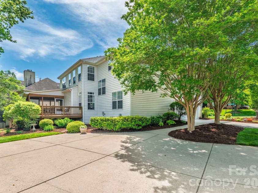 15936 Northstone Drive, Huntersville, NC 28078.  MLS# CAR4391783, YatesRealty ID 37906. 
