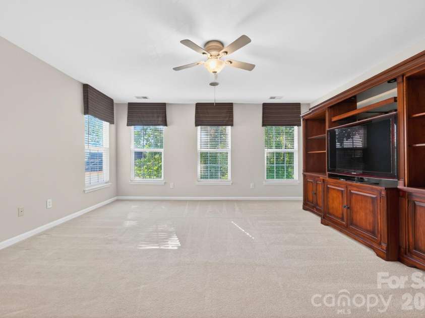 15936 Northstone Drive, Huntersville, NC 28078.  MLS# CAR4391783, YatesRealty ID 37906. 