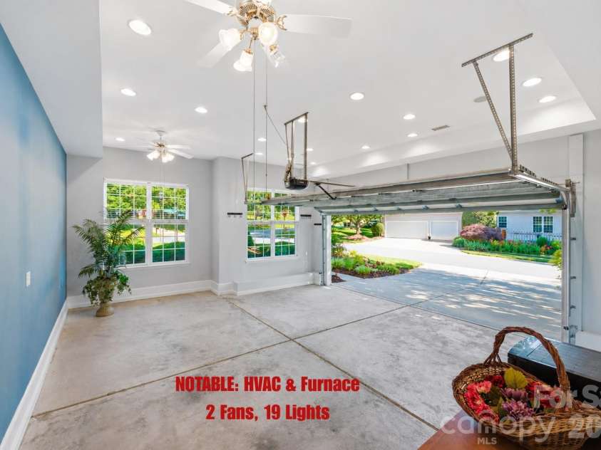 15936 Northstone Drive, Huntersville, NC 28078.  MLS# CAR4391783, YatesRealty ID 37906. 