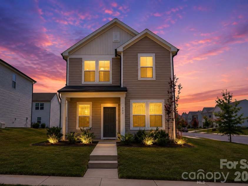 502 Amhurst Street, Concord, NC 28025.  MLS# CAR4402070, YatesRealty ID 37907. 