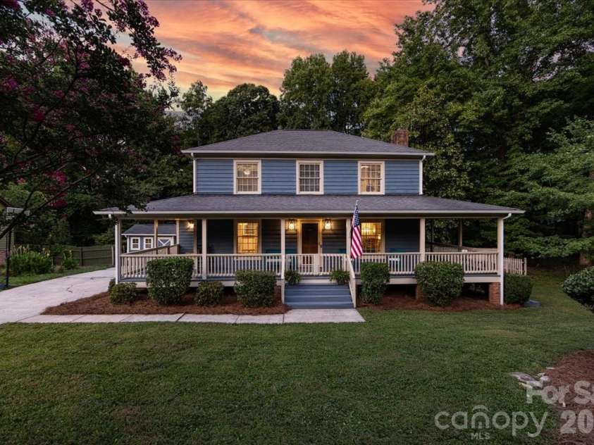 6601 Woodshed Circle, Charlotte, NC 28270.  MLS# CAR4405075, YatesRealty ID 37908. 