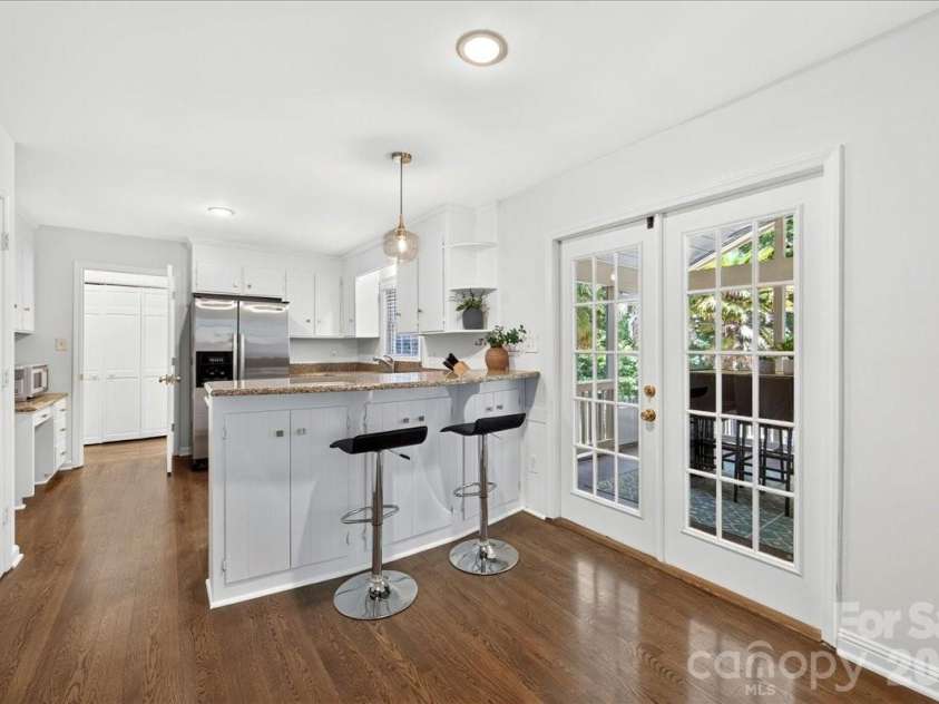 6601 Woodshed Circle, Charlotte, NC 28270.  MLS# CAR4405075, YatesRealty ID 37908. 