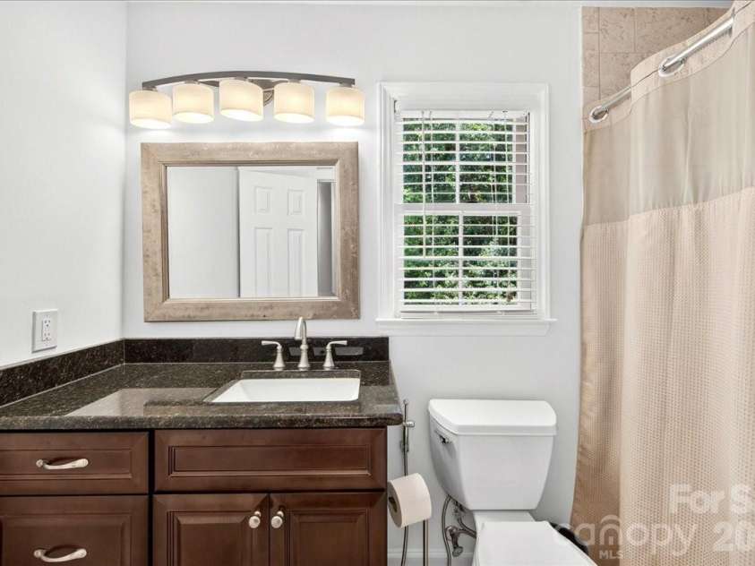 6601 Woodshed Circle, Charlotte, NC 28270.  MLS# CAR4405075, YatesRealty ID 37908. 