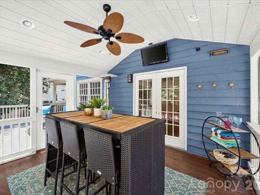 6601 Woodshed Circle, Charlotte, NC 28270.  MLS# CAR4405075, YatesRealty ID 37908. 