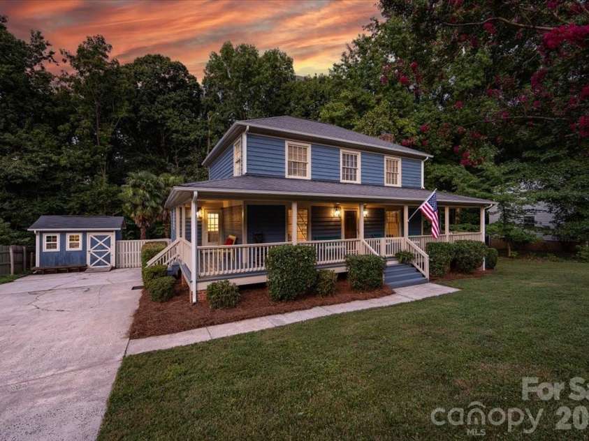 6601 Woodshed Circle, Charlotte, NC 28270.  MLS# CAR4405075, YatesRealty ID 37908. 