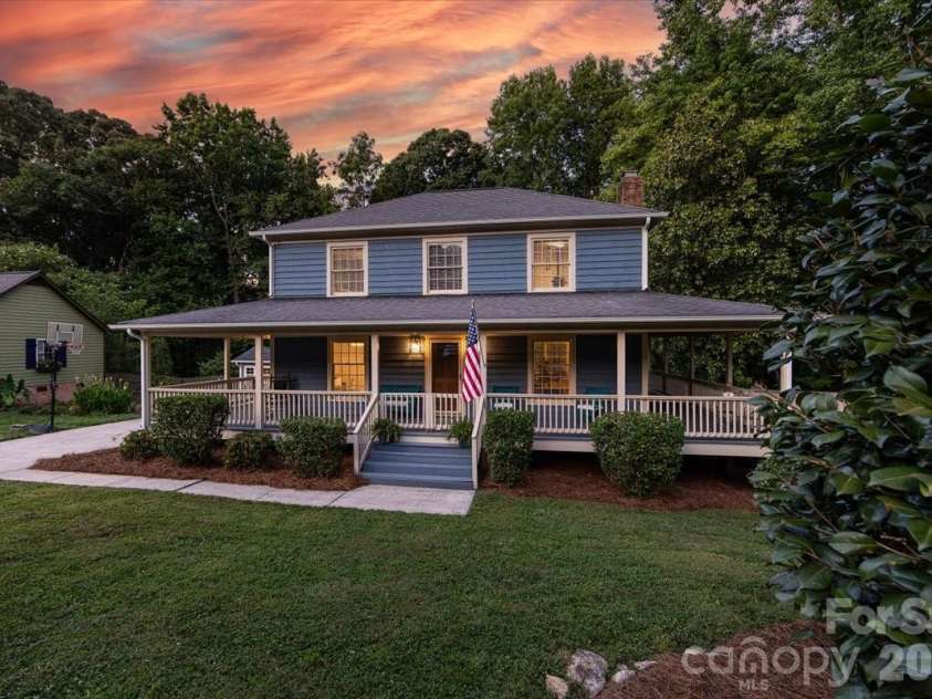 6601 Woodshed Circle, Charlotte, NC 28270.  MLS# CAR4405075, YatesRealty ID 37908. 