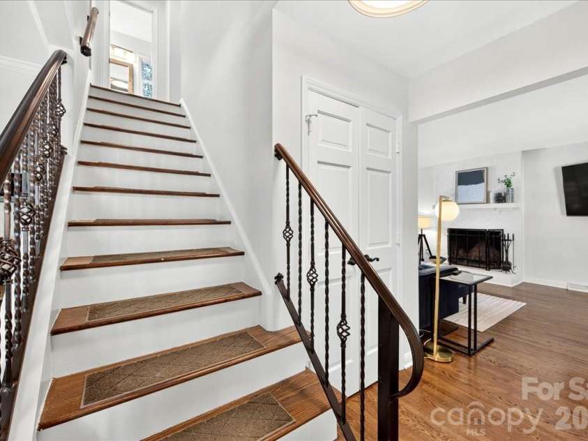 6601 Woodshed Circle, Charlotte, NC 28270.  MLS# CAR4405075, YatesRealty ID 37908. 