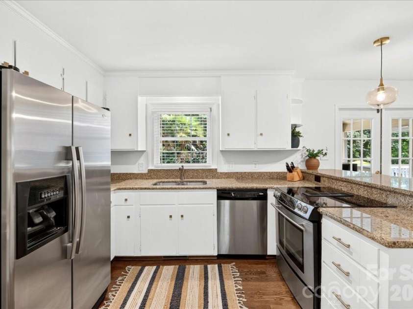 6601 Woodshed Circle, Charlotte, NC 28270.  MLS# CAR4405075, YatesRealty ID 37908. 
