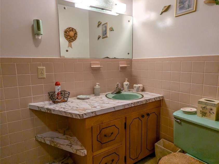 1524 Seven Mile Ridge Road, Burnsville, NC 28714.  MLS# CAR4166192, YatesRealty ID 3791. 