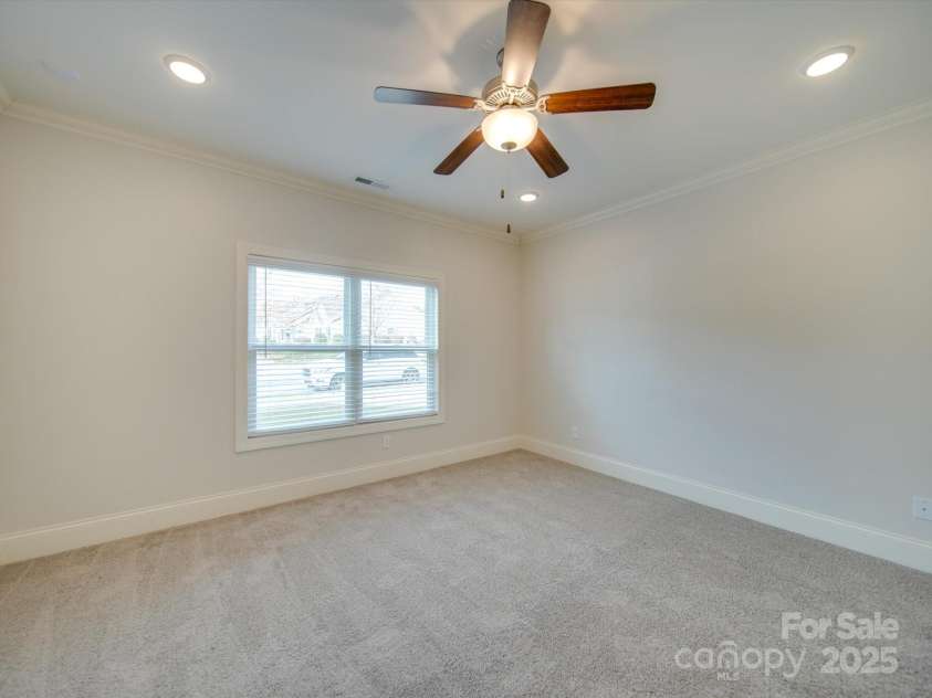 15334 Birkdale Commons Parkway, Huntersville, NC 28078.  MLS# CAR4207665, YatesRealty ID 3791. Primary Bedroom