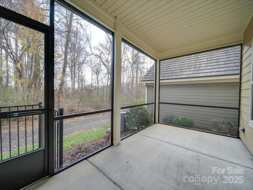 15334 Birkdale Commons Parkway, Huntersville, NC 28078.  MLS# CAR4207665, YatesRealty ID 3791. Screened Porch