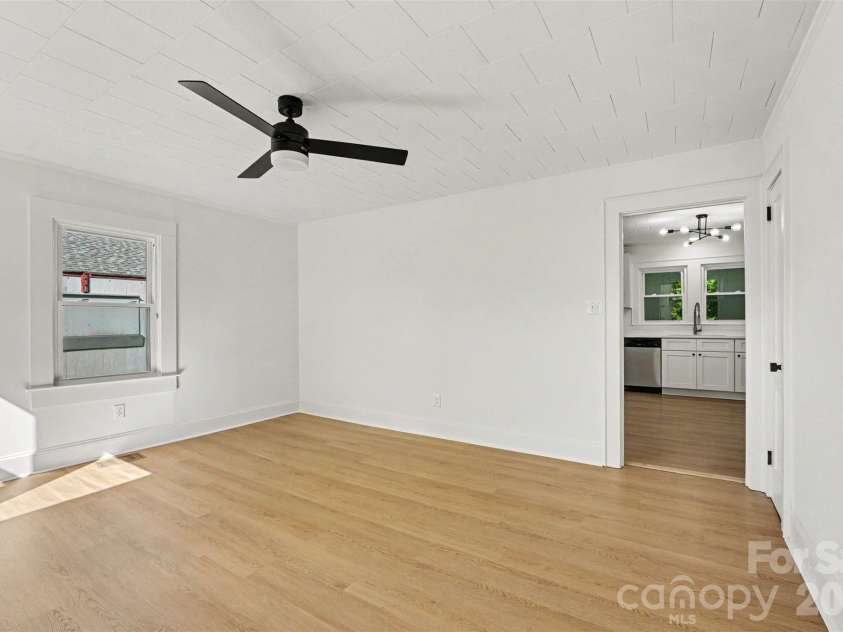 115 Autumn Leaf Road, Troutman, NC 28166.  MLS# CAR4404853, YatesRealty ID 37913. 