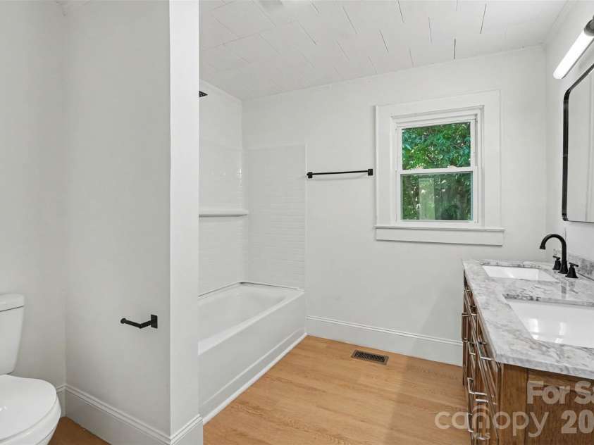 115 Autumn Leaf Road, Troutman, NC 28166.  MLS# CAR4404853, YatesRealty ID 37913. 