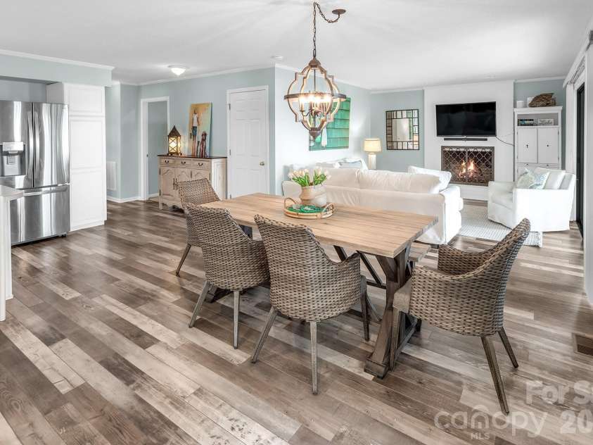 136 Lakeland Circle, Mount Gilead, NC 27306.  MLS# CAR4402425, YatesRealty ID 37914. 