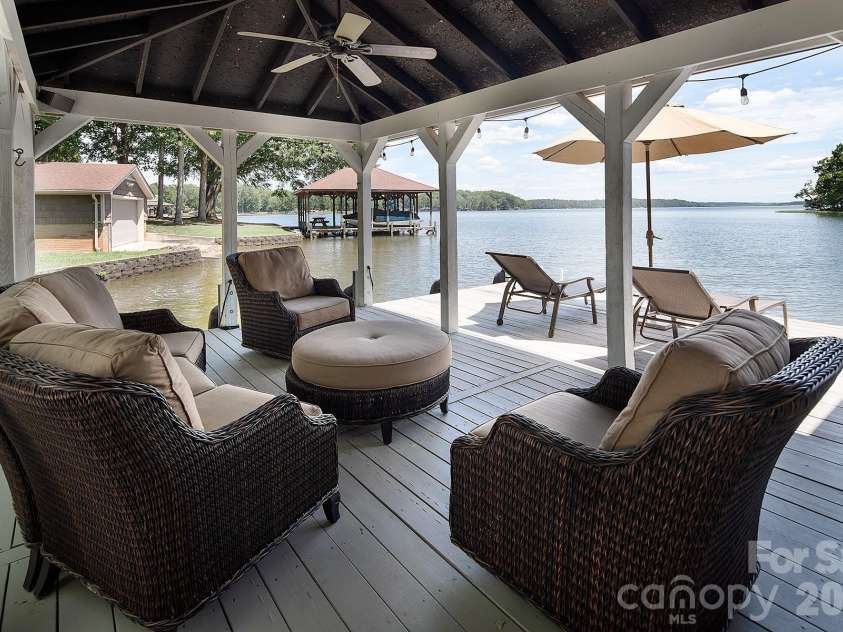 136 Lakeland Circle, Mount Gilead, NC 27306.  MLS# CAR4402425, YatesRealty ID 37914. 